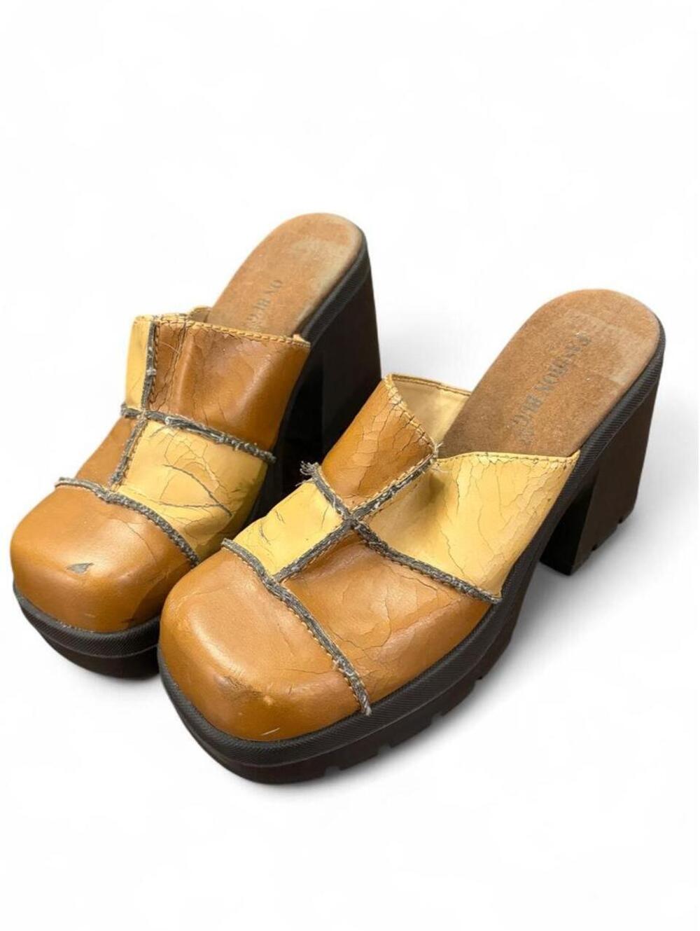 Vintage 90s/Y2K Chunky Two-Tone Patchwork Platform Mules Clogs